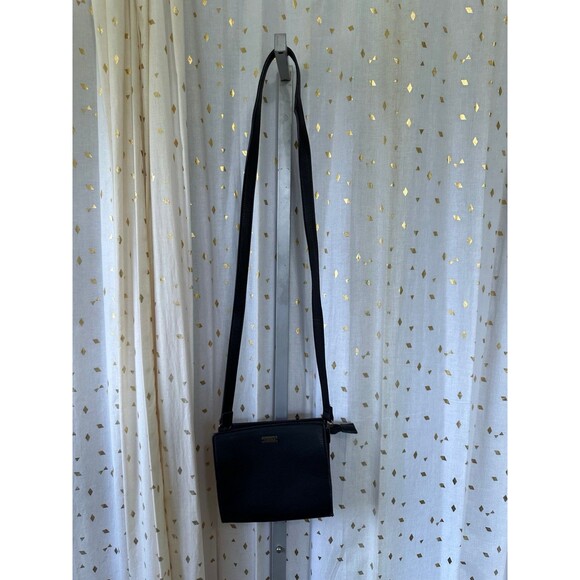 Roxy Women's Stand for the Sun Small Pebble Leather Zipper Closure Shoulder Bag - Picture 4 of 6